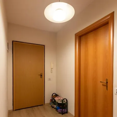 Lily's 2 Bedroom