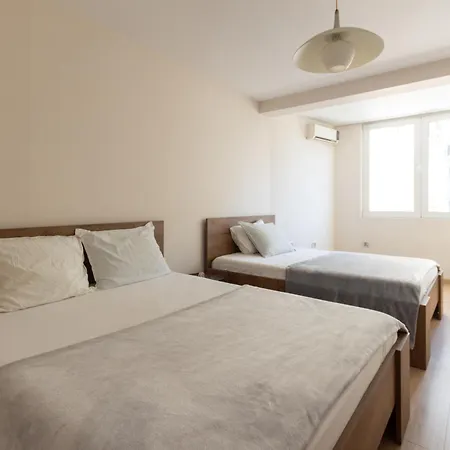 Lily's 2 Bedroom Tirana