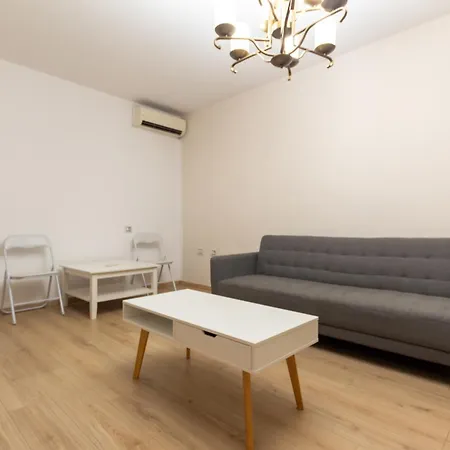 Lily's 2 Bedroom * Tirana