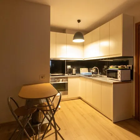 Lily's 2 Bedroom
